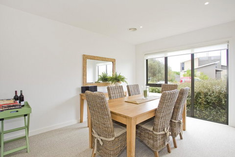 Sands Supreme 55 - Holiday Sunshine Coast 2