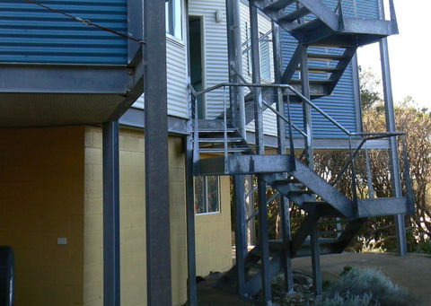 Sandy Point Beach Escape 2 Bedroom Apartment - Sunshine Coast Tourism 1