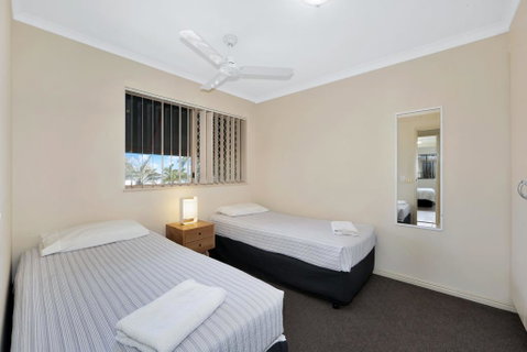 Santalina Beach Gem - Sunshine Coast Tourism 1