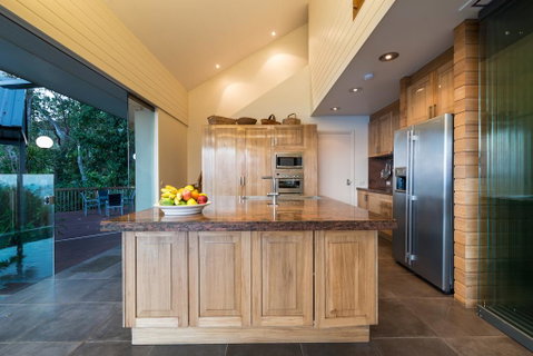 Sapphire Ridge - Sunshine Coast Tourism 2