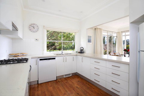 Scarlett's - Holiday Sunshine Coast 2