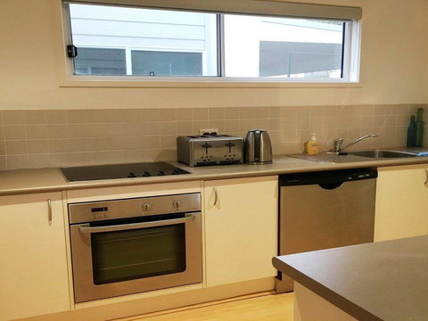 Scribbly Gum On Benton - Bushland Setting - Holiday Sunshine Coast 2