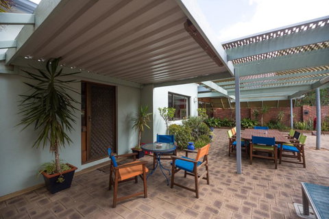 Sea J's, Brighton - Holiday Sunshine Coast 0