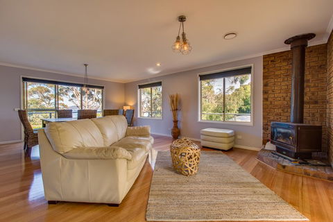 Sea La Vie - Sunshine Coast Tourism 2