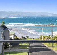 SEA SPECTACULAR - seconds from the beach - Holiday Sunshine Coast