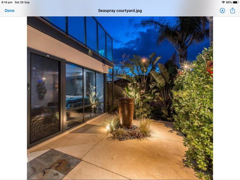 Sea Spray - Holiday Sunshine Coast 2