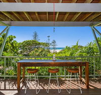 Sea Spray On Hungerford - Holiday Sunshine Coast