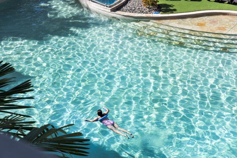 Sea Temple 220 Queen Spa Studio Beachfront Resort - Sunshine Coast Tourism 3