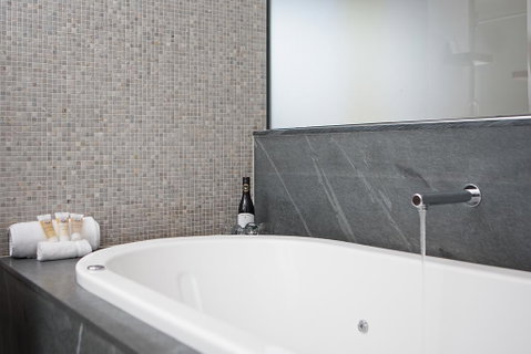 Sea Temple Palm Cove Luxury Studio 212 - Sunshine Coast Tourism 2