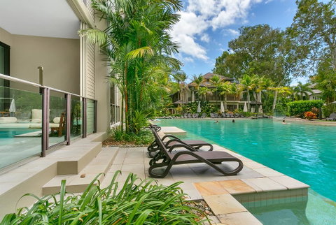 Sea Temple Swim Out Apartment - Sunshine Coast Tourism 1