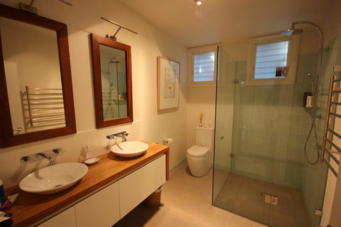 SEA URCHIN - Sunshine Coast Tourism 3