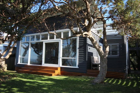 SEA URCHIN - Sunshine Coast Tourism 0