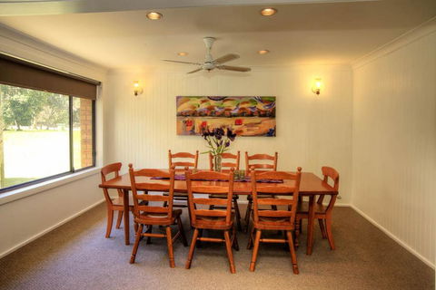 SEABREEZE - Sunshine Coast Tourism 2