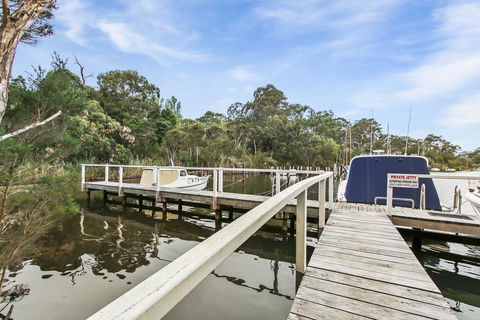 Seafarers Rest - Sunshine Coast Tourism 1