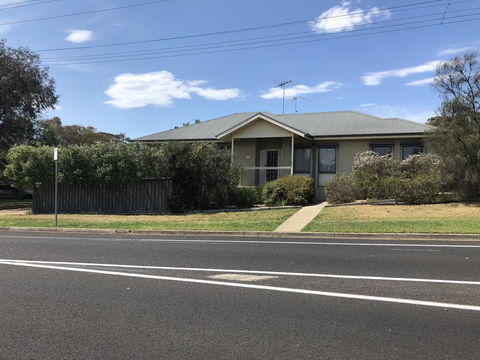 Seagrape Cottage - Sunshine Coast Tourism 0