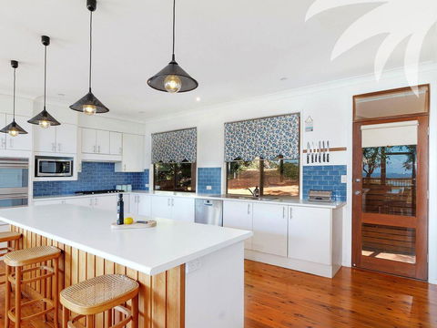Seahaven At Smiths Lake - Sunshine Coast Tourism 2