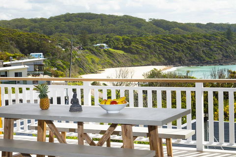 Seal Rocks Beach House ....Sugarloaf - Sunshine Coast Tourism 2