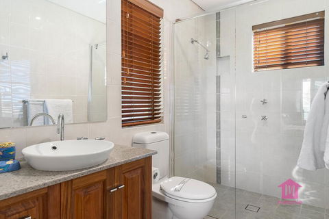 Seamist - Sunshine Coast Tourism 3