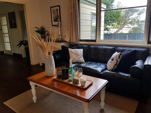 Seas The Day - Holiday Sunshine Coast 3