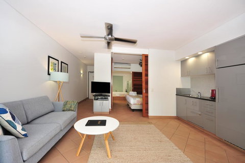 Seascape Holidays - The Peninsula Apartments (Adults Only) - Holiday Sunshine Coast 3