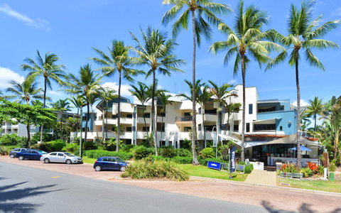 Seascape Holidays - The Peninsula Apartments (Adults Only) - Holiday Sunshine Coast 0