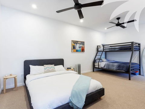 Seashells Lakeside Holiday Perfection - Sunshine Coast Tourism 1