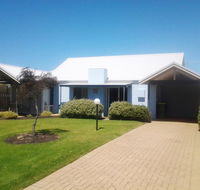 Seaside Villas - Sunshine Coast Tourism