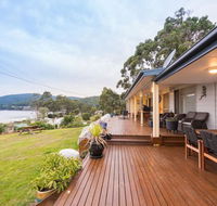 Seaview Family Retreat - Holiday Sunshine Coast