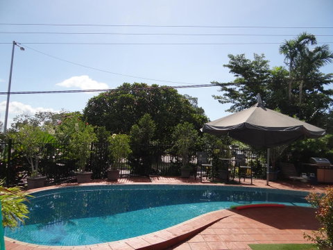 Seaview Studio - Sunshine Coast Tourism 3
