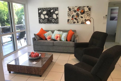 Secluded Tropical Apartment - Sunshine Coast Tourism 3