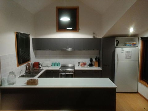 Secret Hut - Sunshine Coast Tourism 2