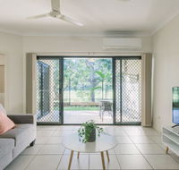 Secure 2 bed unit in Gray - close Palmerston City - Holiday Sunshine Coast