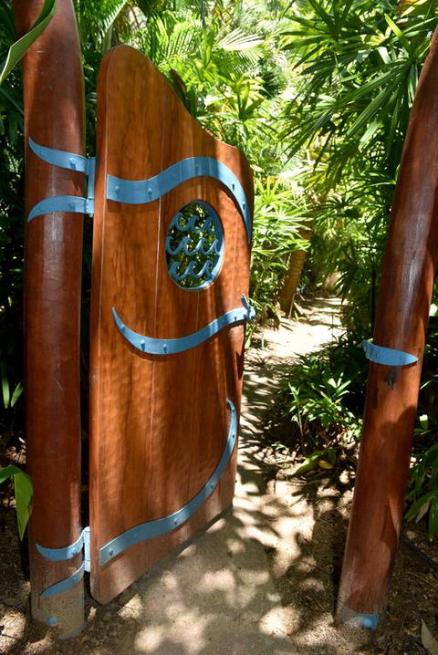 Sejala Beach Huts - Sunshine Coast Tourism 3