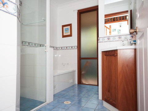 Semaphore Beach House - Holiday Sunshine Coast 2