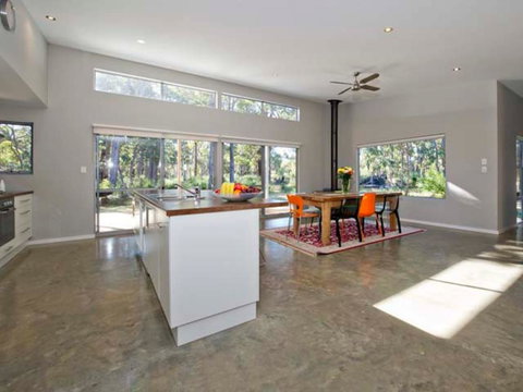 Sequoia Sanctuary - Holiday Sunshine Coast 0