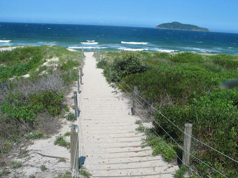 Serendipity Townhouse - Holiday Sunshine Coast 3
