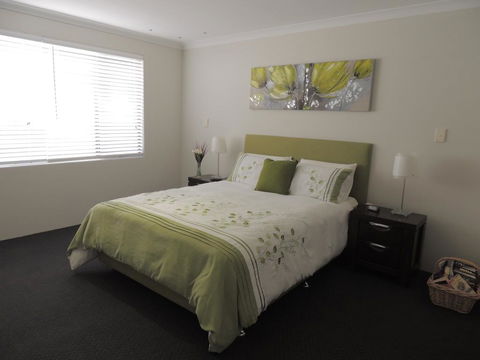 Serenity On Murray Waters B&B - Holiday Sunshine Coast 0