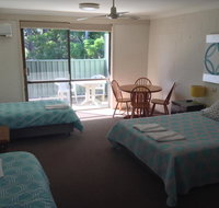Settlers Inn - Sunshine Coast Tourism