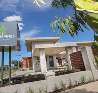 Seven Pines Motor Inn - Sunshine Coast Tourism