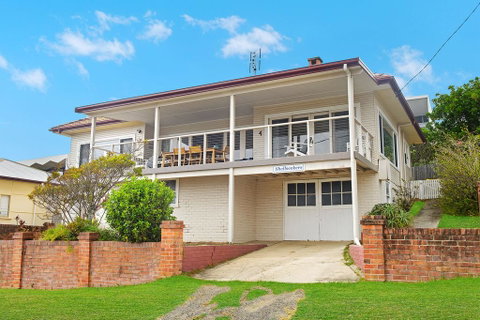 Shellseekers, 4 Hodgson Street - Sunshine Coast Tourism 0