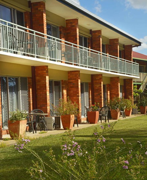 Shelly Beach Motel - Sunshine Coast Tourism 3