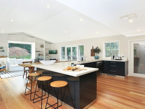 Shepherd's Lea - The Best Of Town And Country! - Sunshine Coast Tourism 1