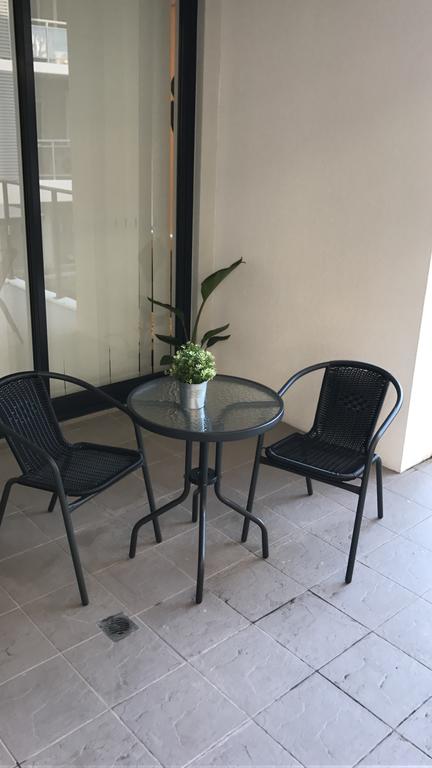 Shine Apartment - Holiday Sunshine Coast 1