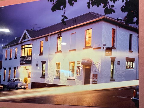 Shipwrights Arms - Sunshine Coast Tourism 0
