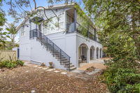 Book Shoal Bay Accommodation Vacations Sunshine Coast Tourism Sunshine Coast Tourism