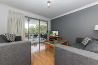 Shoal Bay Beach Club 17/2 Shoal Bay Road