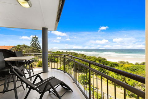 Shoreline Nine Penthouse With Ocean Views - Sunshine Coast Tourism 0