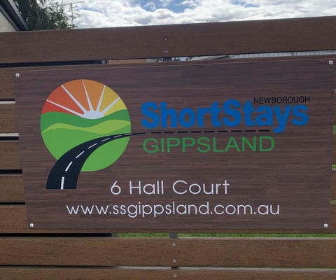 Short Stays Gippsland (Newborough) - Sunshine Coast Tourism 1