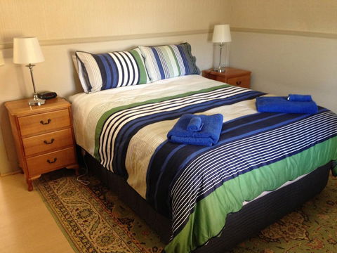 Showgrounds Cottage Naracoorte - Sunshine Coast Tourism 1