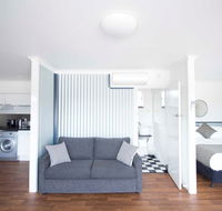 Siesta Central Apartments - Sunshine Coast Tourism